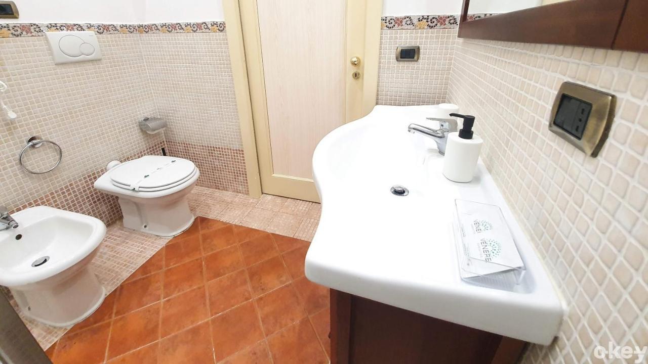 Dimora Donna Vittoria - Bari Vecchia Apartman Kültér fotó